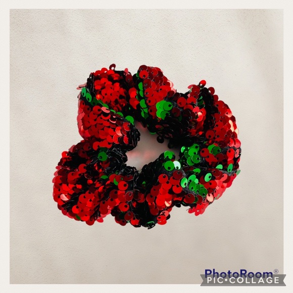 Red And Green Sequined Holiday Hair Scrunchy - Picture 8 of 9